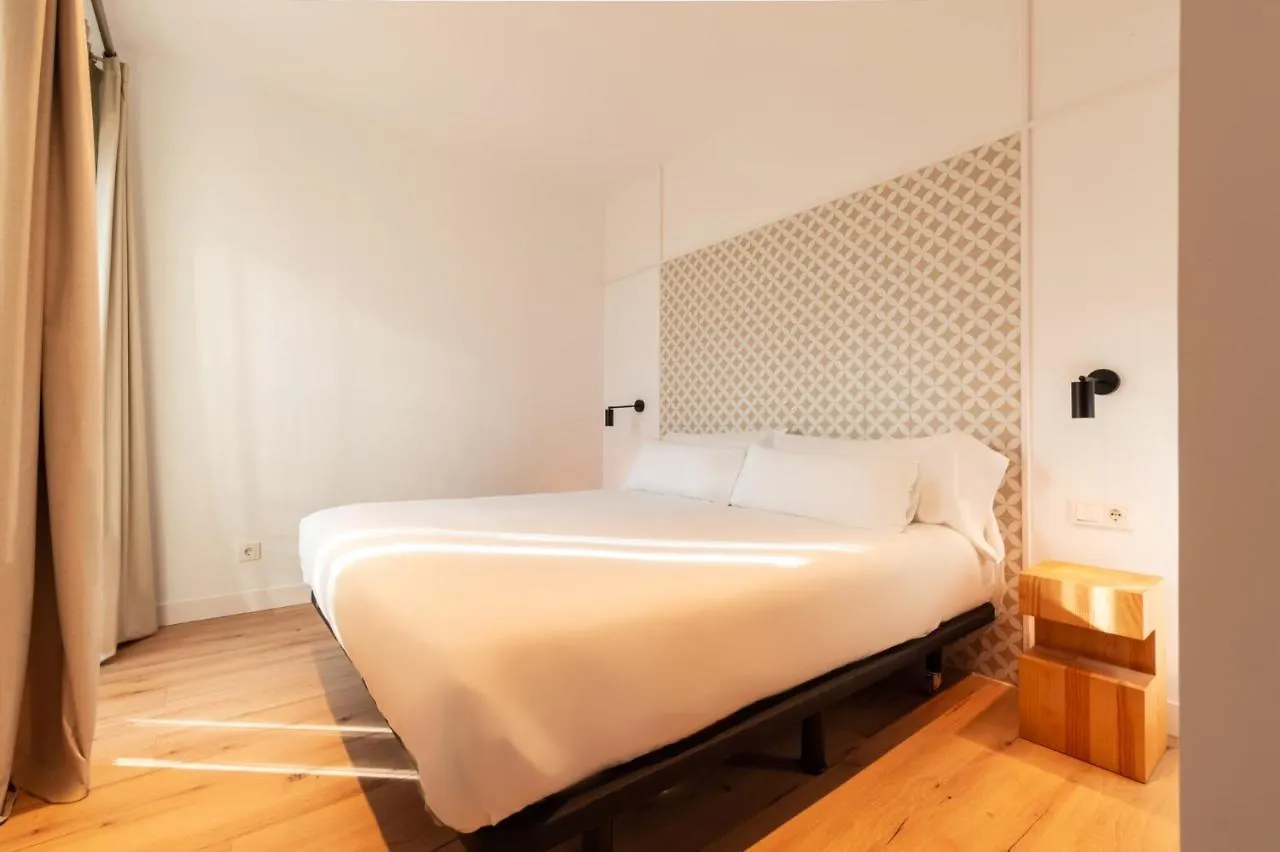 Port Plaza Apartments تاراغونا
