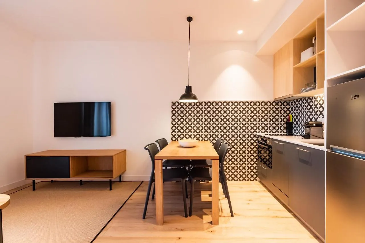 Port Plaza Apartments تاراغونا