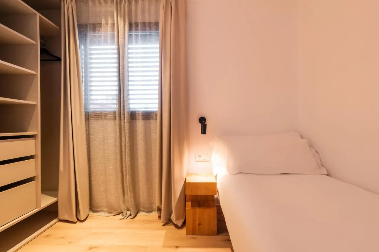 Port Plaza Apartments تاراغونا 0*,