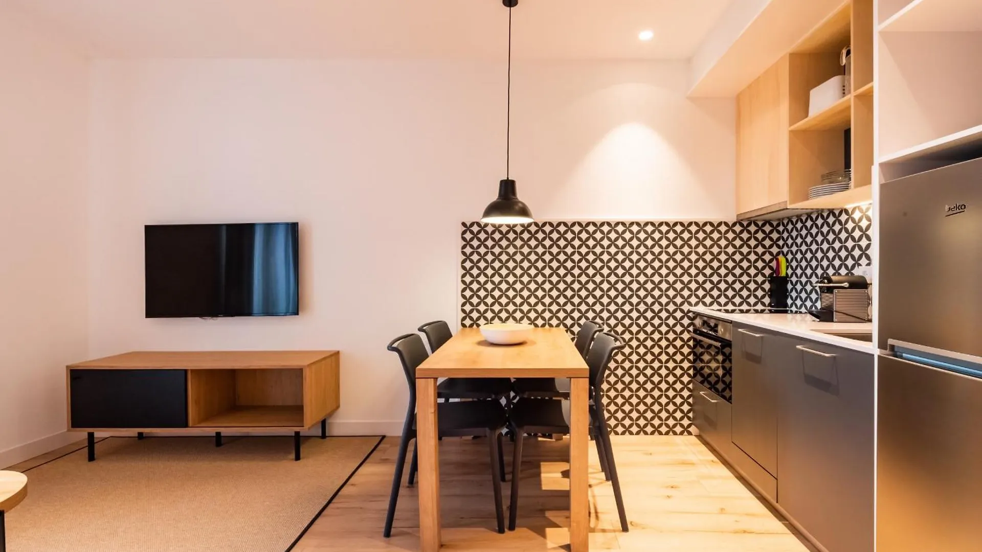 Port Plaza Apartments تاراغونا
